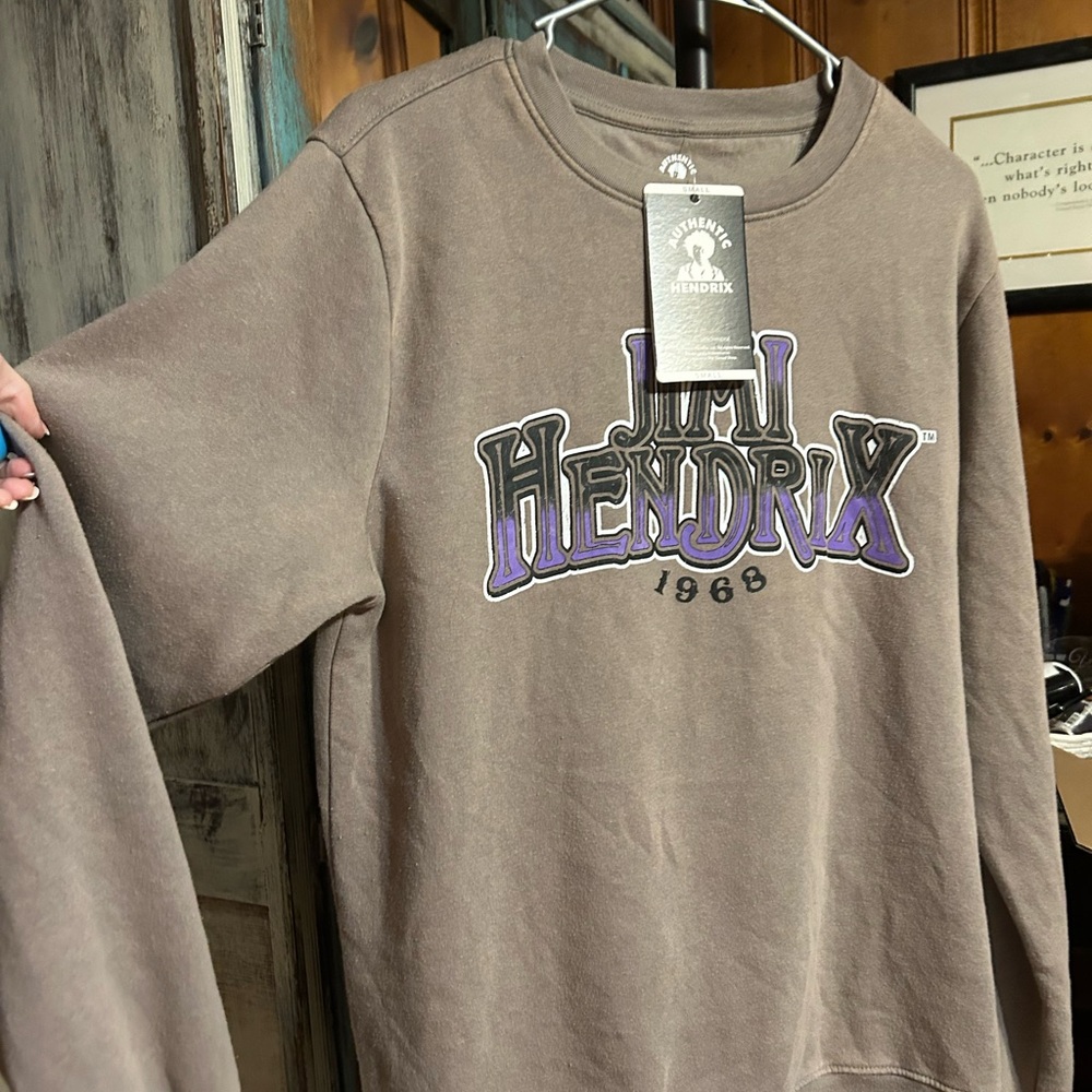 NWT JIMI HENDRIX 1968 crewneck sweatshirt light gray& purple/black ombre design